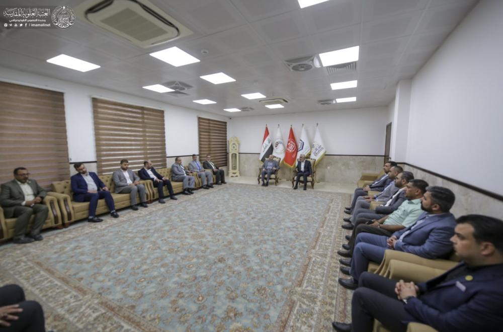 الأمين العام للعتبة العلوية المقدسة يزور العتبة الحسينية المقدسة ويقوم بجولة في المؤسسات الطبية والجامعية التابعة لها 