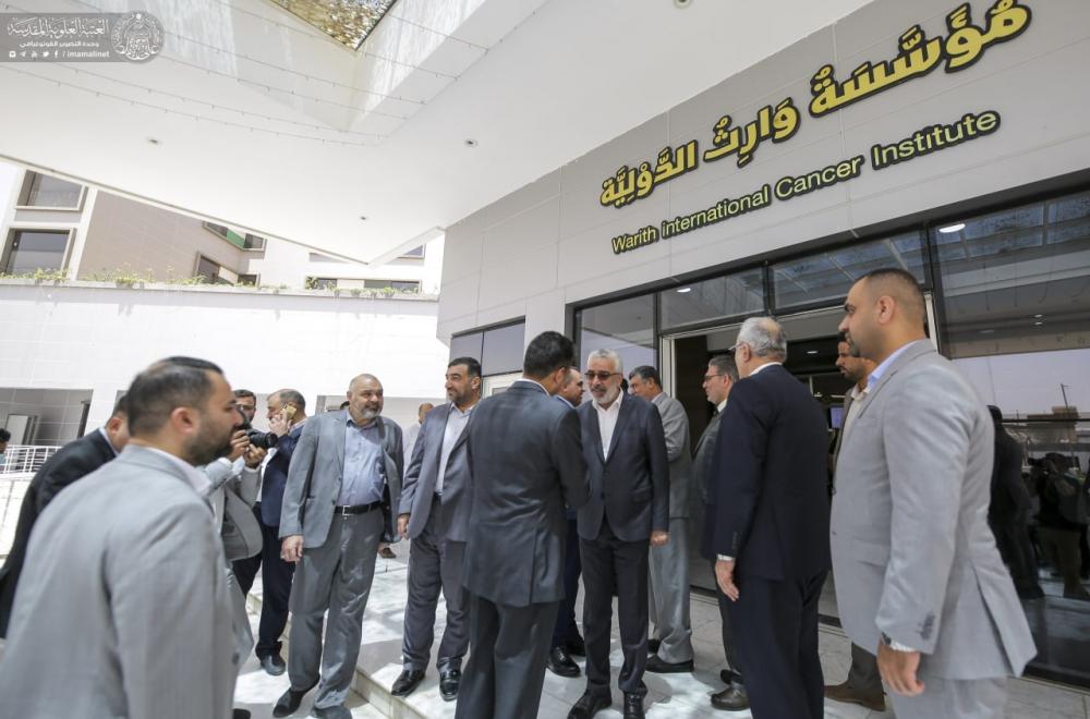 الأمين العام للعتبة العلوية المقدسة يزور العتبة الحسينية المقدسة ويقوم بجولة في المؤسسات الطبية والجامعية التابعة لها 