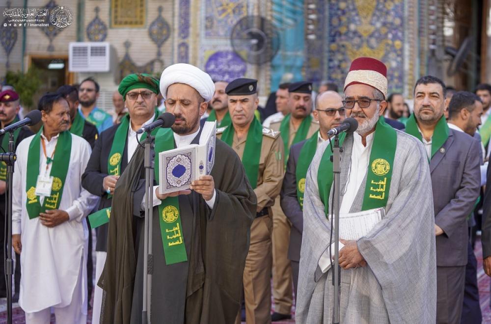  إيذاناً ببدء فعاليات اسبوع الغدير.. العتبة العلوية المقدسة ترفع راية الغدير في الصحن المطهر