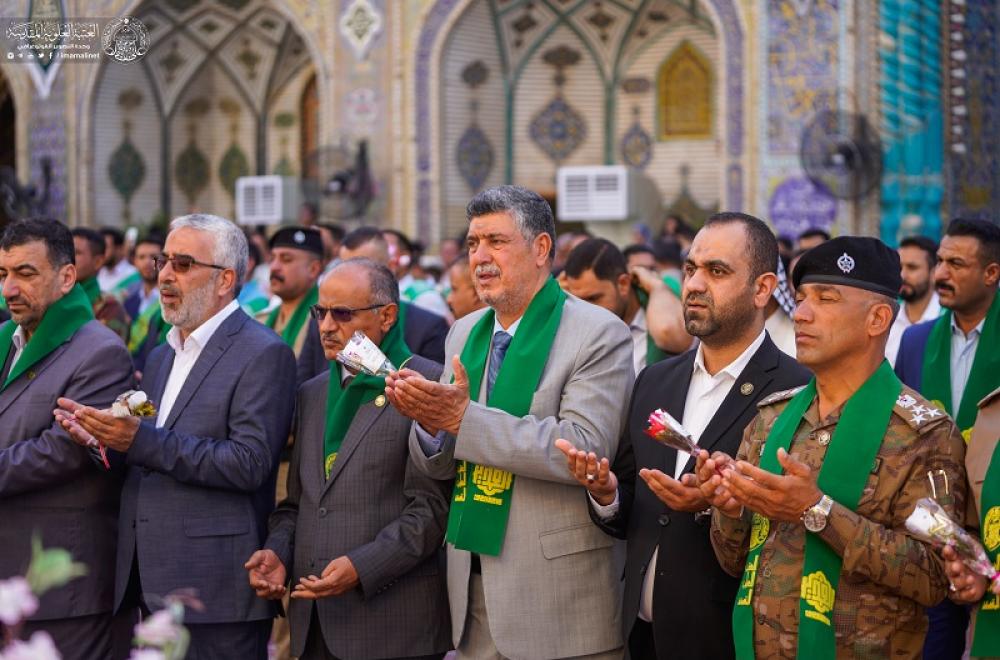  إيذاناً ببدء فعاليات اسبوع الغدير.. العتبة العلوية المقدسة ترفع راية الغدير في الصحن المطهر