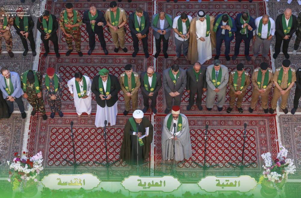  إيذاناً ببدء فعاليات اسبوع الغدير.. العتبة العلوية المقدسة ترفع راية الغدير في الصحن المطهر