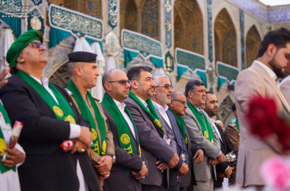  إيذاناً ببدء فعاليات اسبوع الغدير.. العتبة العلوية المقدسة ترفع راية الغدير في الصحن المطهر