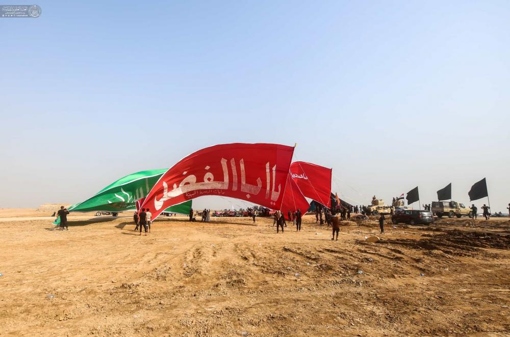 إعلام العتبة العلوية المقدسة يوثق المسيرة الأربعينية من(رأس البيشة) باتجاه كربلاء المقدسة