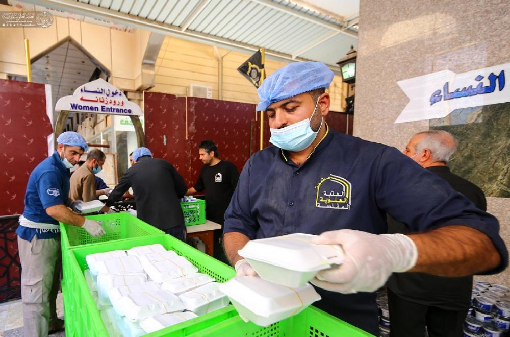 العتبة العلوية المقدسة تواصل تقديم خدماتها للزائرين العائدين من زيارة الأربعين 