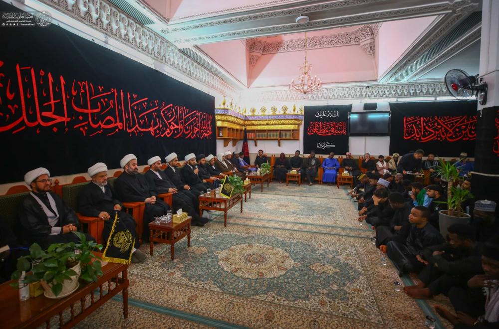 وفد من مختلف الجنسيات يقدمون العزاء لأمير المؤمنين (ع) في ذكرى رحيل النبي الأعظم محمد(ص) 