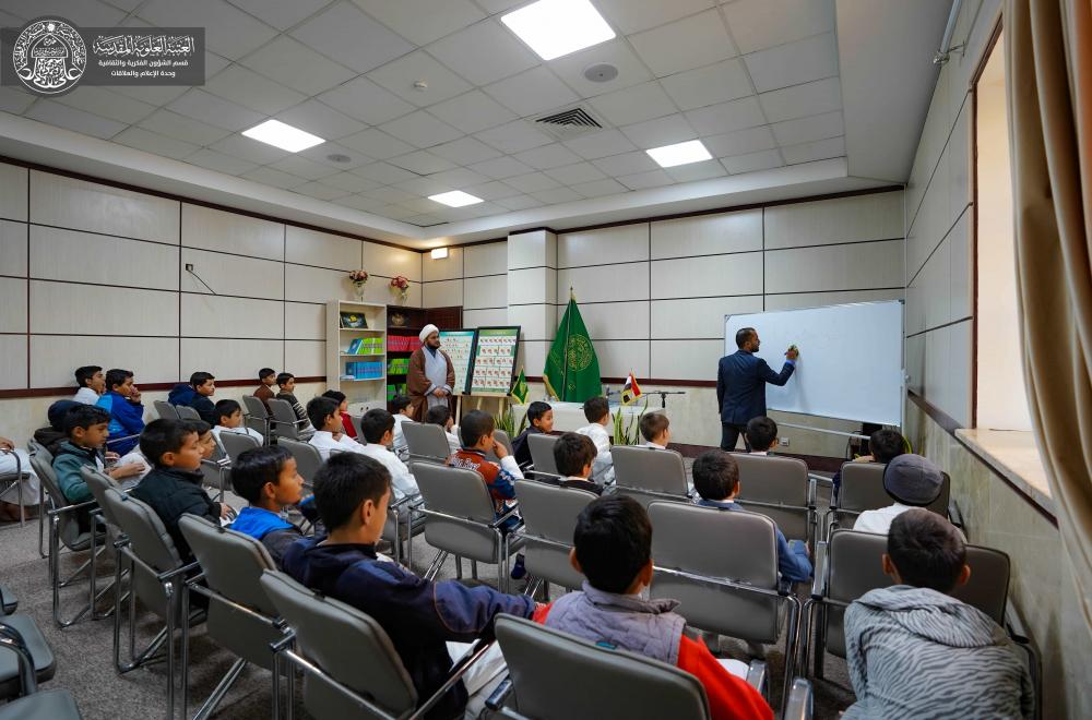 شعبة دار القرآن الكريم تقيم دورة تعليمية للبراعم من دولة باكستان المقيمين في النجف الأشرف 