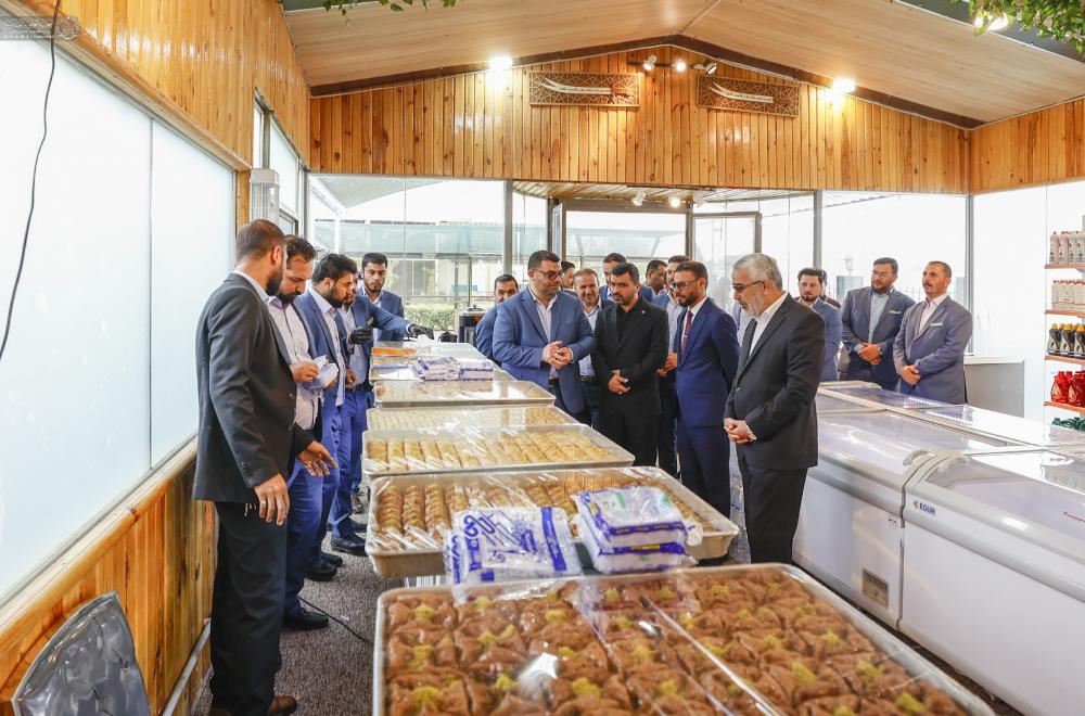الأمين العام للعتبة العلوية المقدسة يفتتح معرض (فدك) التسويقي 
