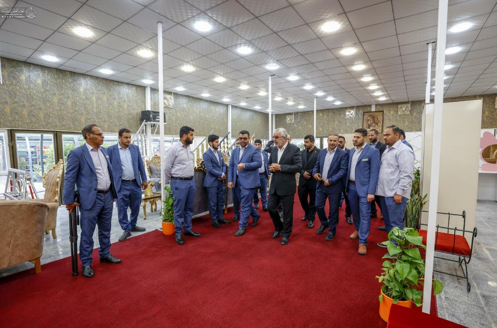 الأمين العام للعتبة العلوية المقدسة يفتتح معرض (فدك) التسويقي 