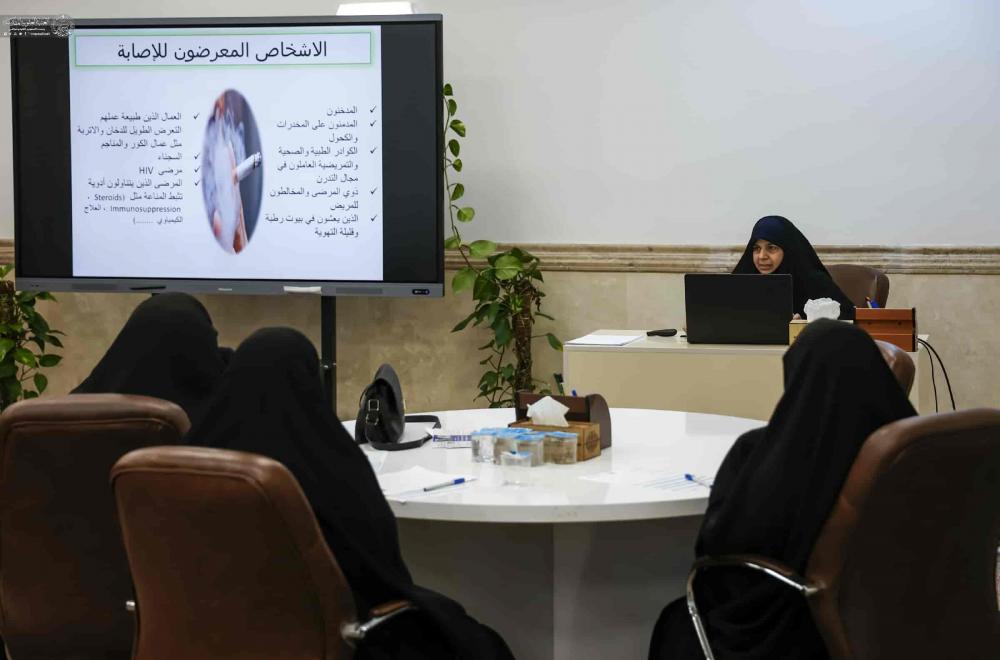 العتبة العلوية المقدسة ترعى برنامجاً تدريبياً حول تجنب الإصابة بالأمراض الانتقالية
