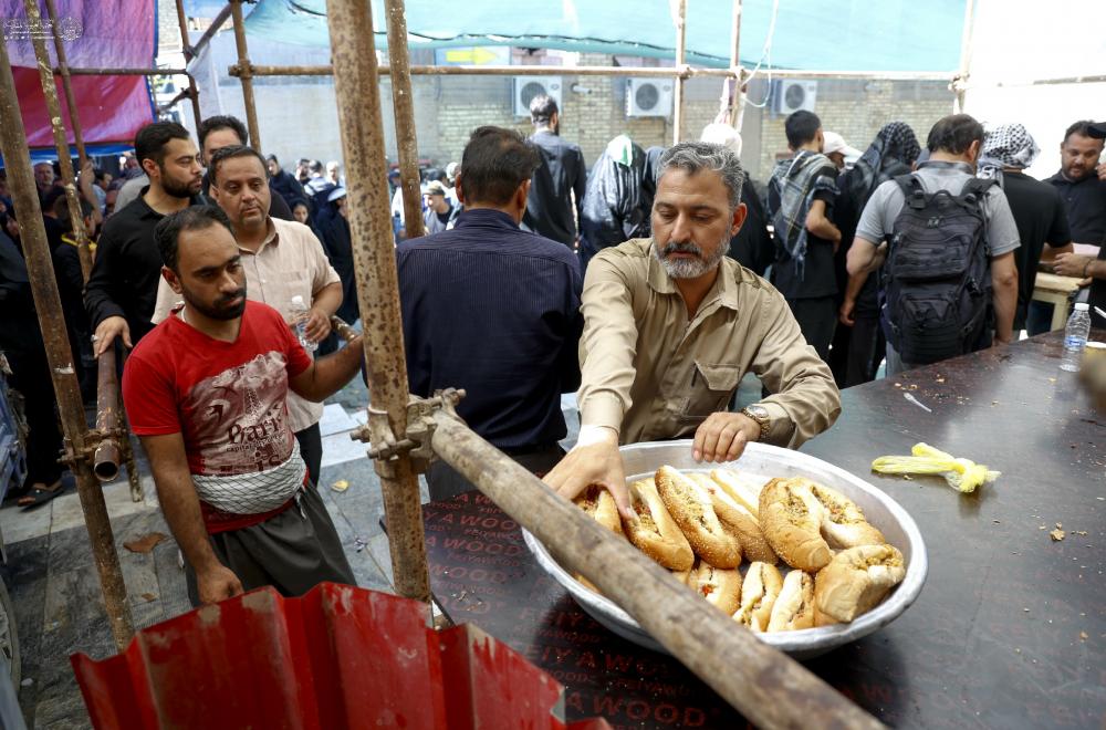 قسم الشؤون الهندسية في العتبة العلوية المقدسة يفتتح منفذاً لخدمة زائري الأربعين