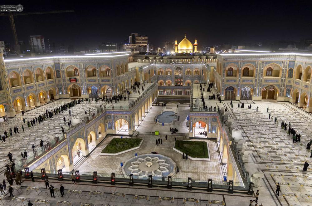 العتبة العلوية المقدسة تُقدِّم آلاف وجبات الطعام للزائرين في ليلة ويوم رحيل النبي الأكرم (ص)