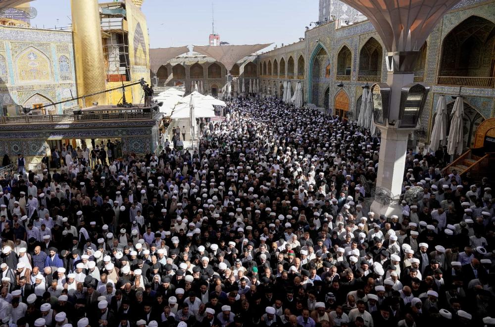 تشييع مهيب لجثمان آية الله المحقق الكبير سماحة السيد محمد مهدي الخرسان في مرقد أمير المؤمنين (عليه السلام) 