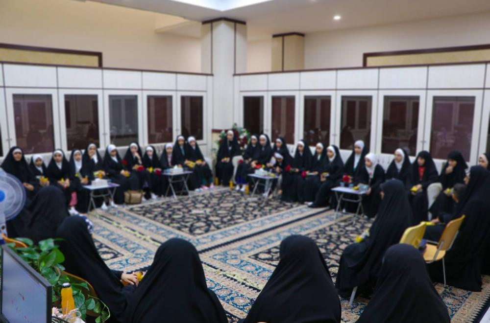 دار القرآن الكريم النسوية في العتبة العلوية المقدسة تستقبل وفداً قرآنياً من محافظة البصرة