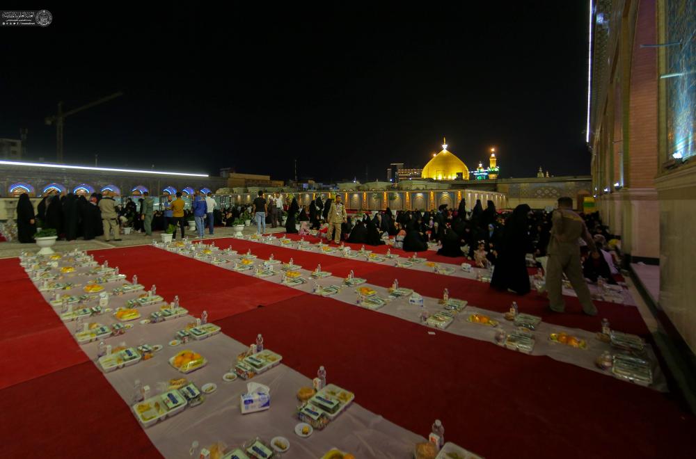 ابتهاجاً بمولد النبي الأكرم (ص) وحفيده الإمام الصادق (ع)..العتبة العلوية المقدسة تقيم مأدبةً كبرى للزائرين 