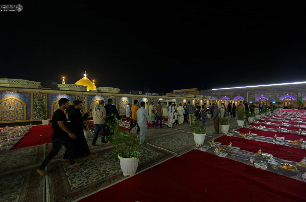 ابتهاجاً بمولد النبي الأكرم (ص) وحفيده الإمام الصادق (ع)..العتبة العلوية المقدسة تقيم مأدبةً كبرى للزائرين 