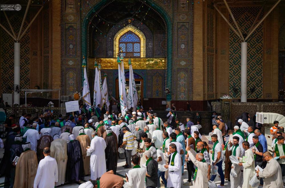 العتبة العلوية المقدسة ترعى مسيرة ولائية لإحياء مناسبة مولد الرسول الأكرم (ص) وحفيده الإمام الصادق (ع) 