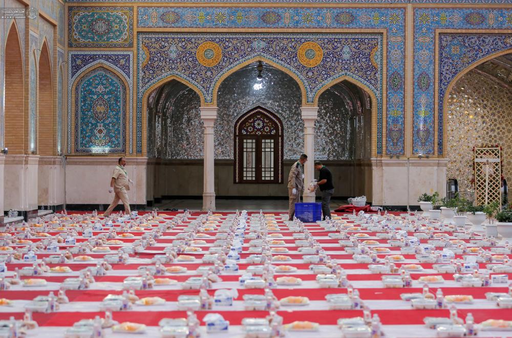 ابتهاجاً بمولد النبي الأكرم (ص) وحفيده الإمام الصادق (ع)..العتبة العلوية المقدسة تقيم مأدبةً كبرى للزائرين 