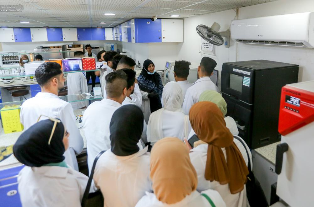 مركز الأمين للأبحاث والتقانات الإحيائية يستقبل سفرة علمية من طلبة جامعة القاسم 