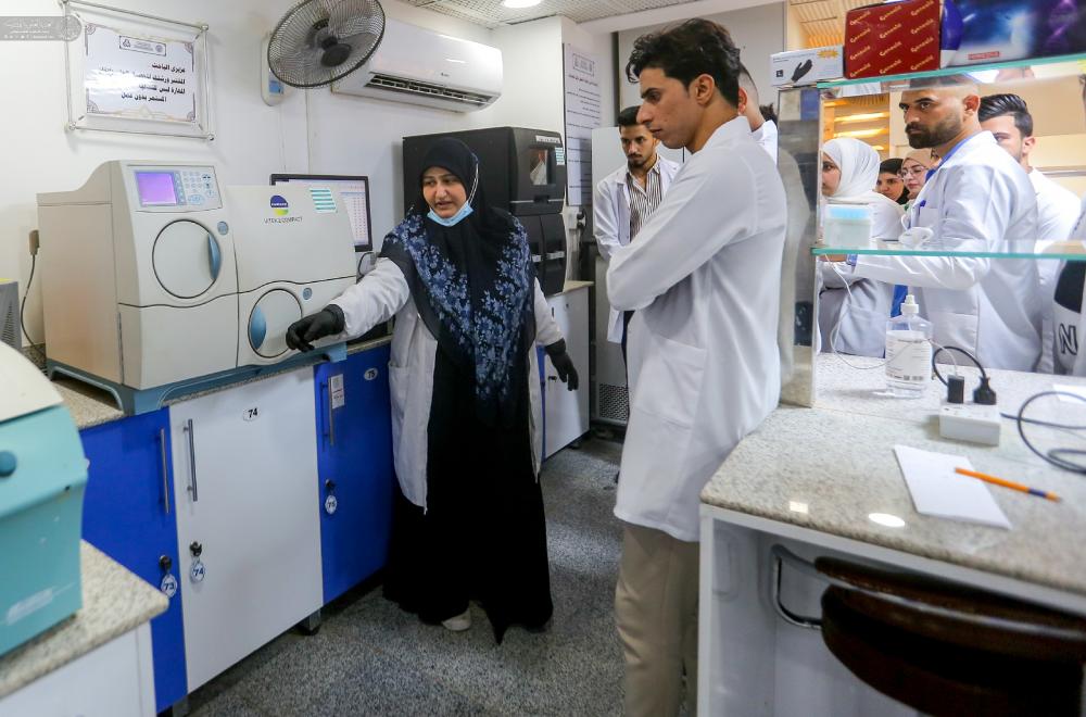 مركز الأمين للأبحاث والتقانات الإحيائية يستقبل سفرة علمية من طلبة جامعة القاسم 