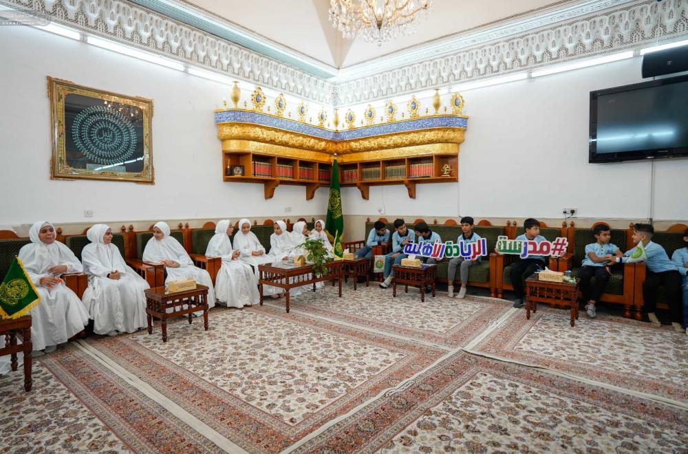 العتبة العلوية المقدسة تستضيف وفداً من أساتذة وطلبة مدرسة الريادة من محافظة بابل