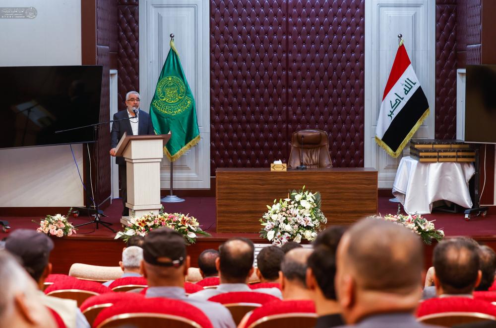 العتبة العلوية المقدسة تحتفي بمسؤولي الحملات التطوعية في حملة (عليٌ أبونا ) لصيانة المقاعد الدراسية