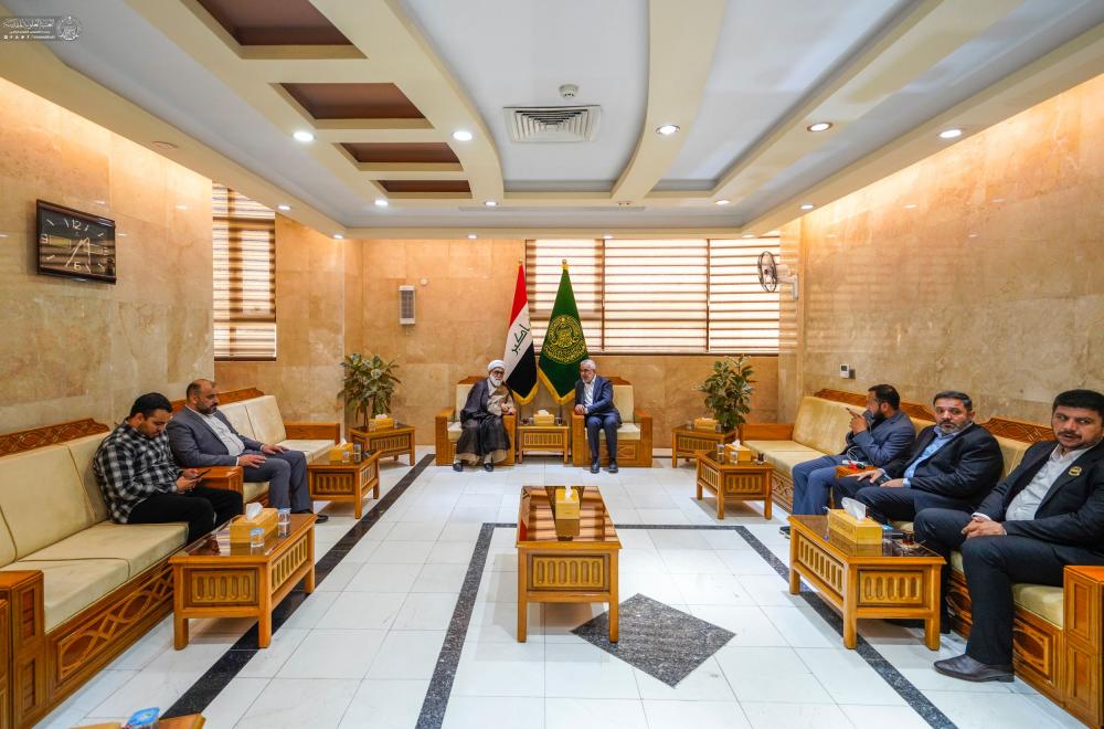 الأمين العام للعتبة العلوية المقدسة يستقبل متولي العتبة الرضوية المقدسة