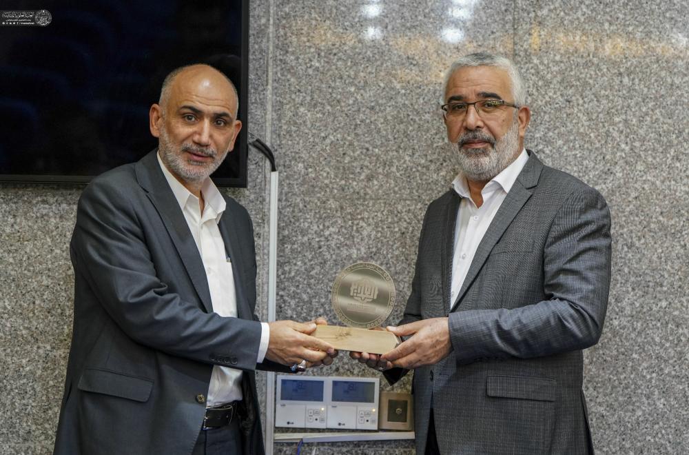 الأمين العامّ للعتبة العلويّة المقدّسة يكرّم رؤساء الأقسام و يُشيد بجهودهم خلال أسبوع الغدير الأغرّ الثالث عشر