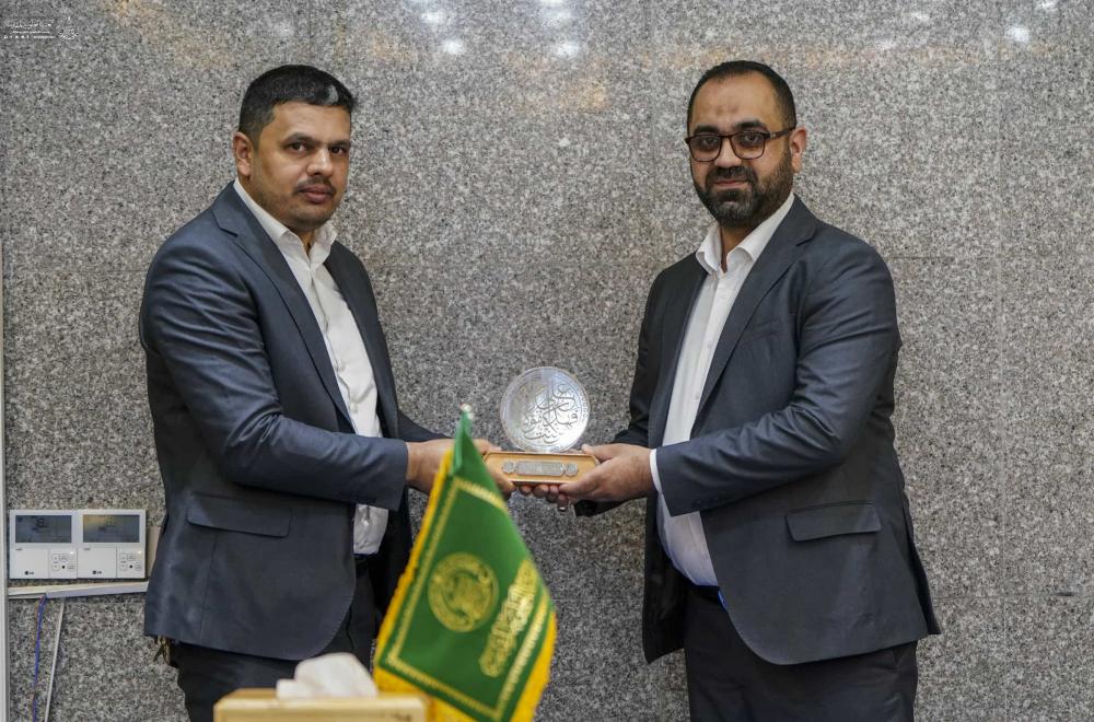 الأمين العامّ للعتبة العلويّة المقدّسة يكرّم رؤساء الأقسام و يُشيد بجهودهم خلال أسبوع الغدير الأغرّ الثالث عشر