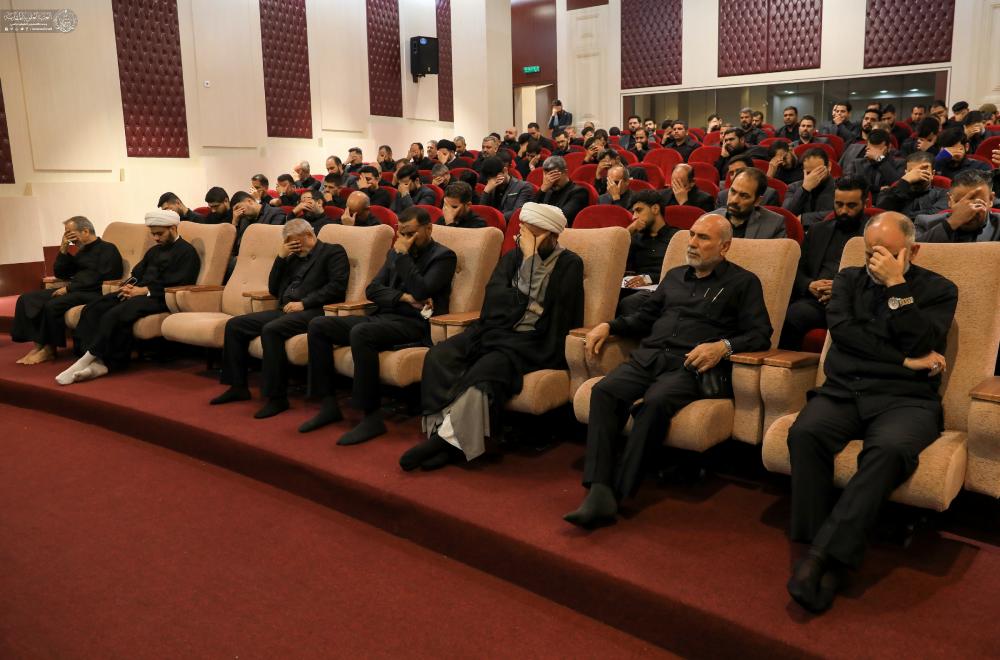 إحياءً لذكرى شهادة الإمام زين العابدين وسيد الساجدين (عليه السلام) قسم الشؤون الفكرية والثقافية يقيم مجلس عزاء 