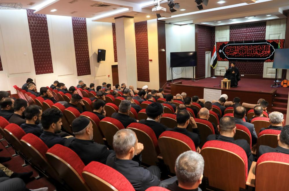 إحياءً لذكرى شهادة الإمام زين العابدين وسيد الساجدين (عليه السلام) قسم الشؤون الفكرية والثقافية يقيم مجلس عزاء 
