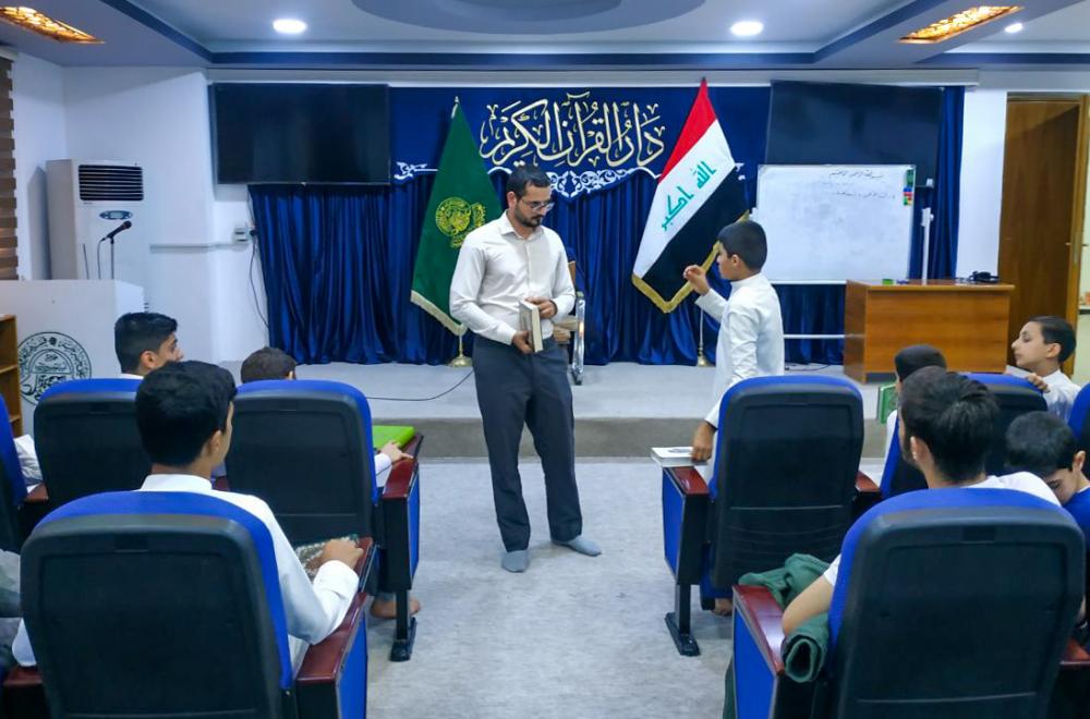 وحدة التحفيظ القرآني في العتبة العلويّة المقدّسة تواصل دروسَها المكمِّلة لطلبتها من القارئين والحُفّاظ