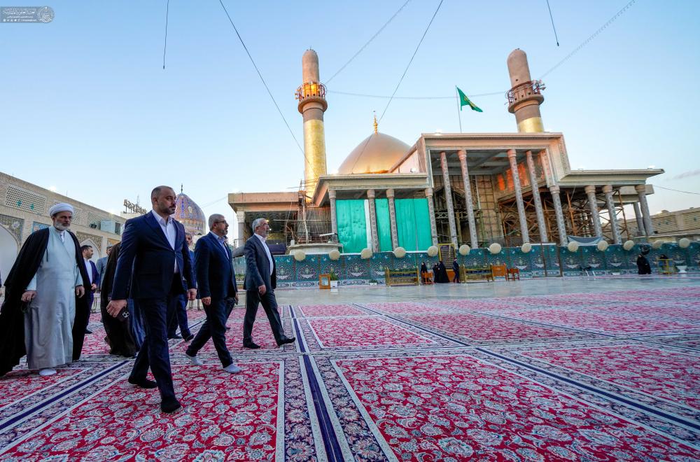 الأمين العام للعتبة العلوية المقدسة يترأس وفداً إلى سامراء لتقديم التهاني للأمين الجديد للعتبة العسكرية المقدسة