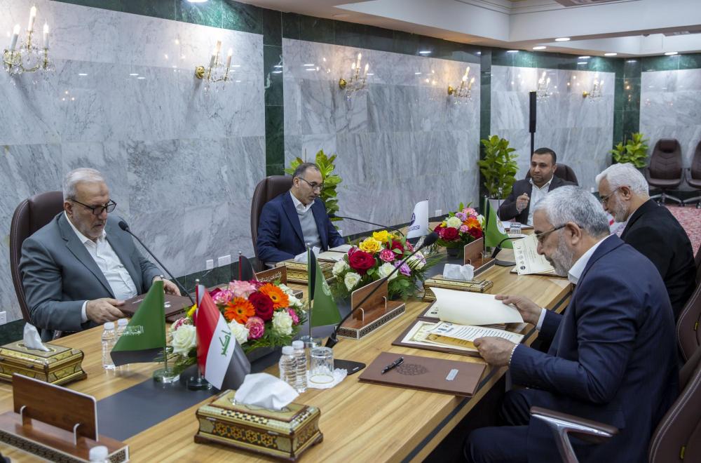 في مؤتمر الأمناء العامّين .. الأمين العام للعتبة العلوية المقدسة يؤكّد أنَّ العتبات المقدسة جسد واحد 