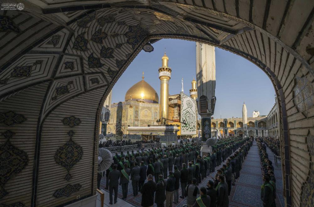 العتبة العلويّة المقدّسة تعلن انطلاق احتفالات أسبوع ولادة أمير المؤمنين(ع) برفع راية (يا وليد الكعبة) في الصحن الشريف