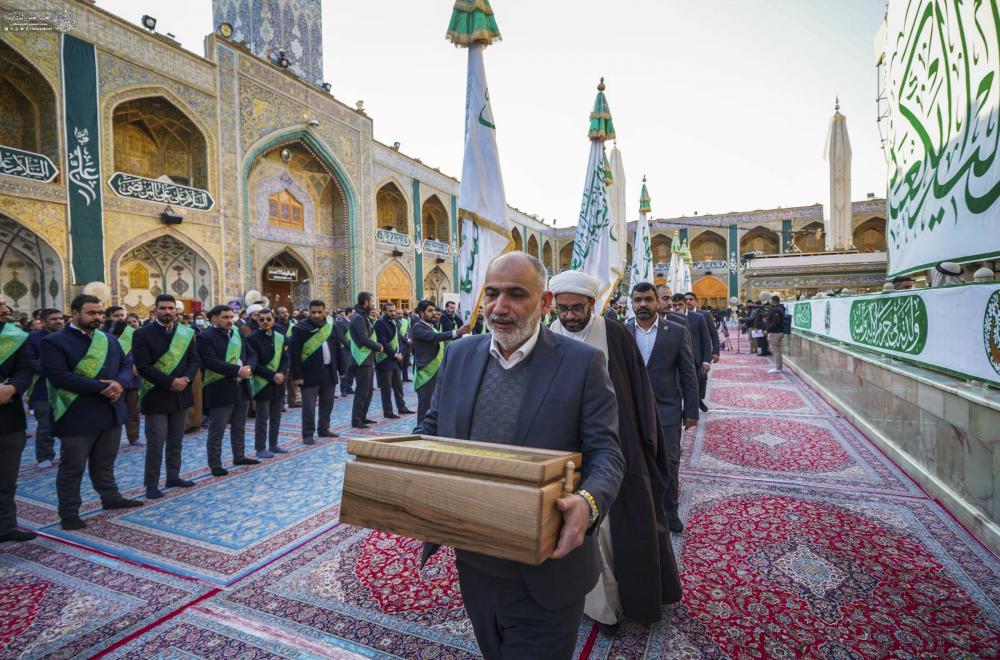العتبة العلويّة المقدّسة تعلن انطلاق احتفالات أسبوع ولادة أمير المؤمنين(ع) برفع راية (يا وليد الكعبة) في الصحن الشريف
