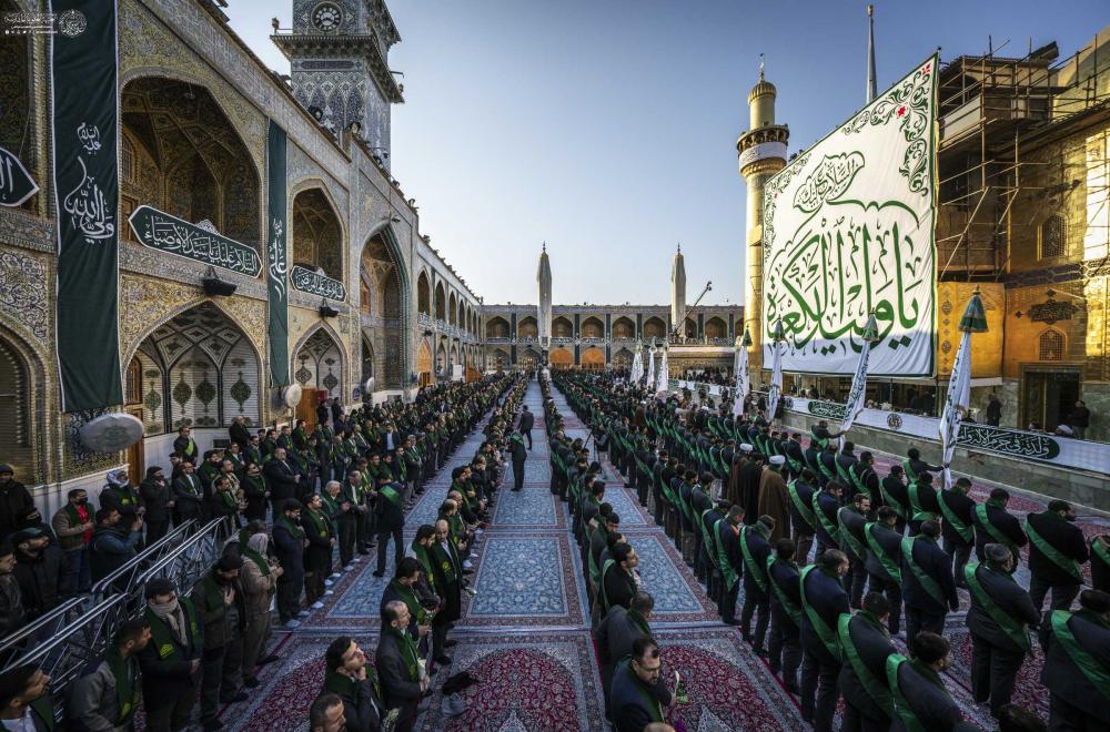 العتبة العلويّة المقدّسة تعلن انطلاق احتفالات أسبوع ولادة أمير المؤمنين(ع) برفع راية (يا وليد الكعبة) في الصحن الشريف
