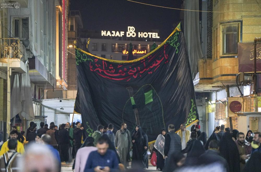 في ذكرى وفاة السيدة زينب (ع) .. العتبة العلوية المقدسة تستقبل 300 موكب للعزاء 