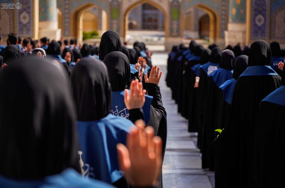 نخبة من خريجي كلية الطب في جامعة الكوفة  في ضيافة العتبة العلويّة المقدّسة 