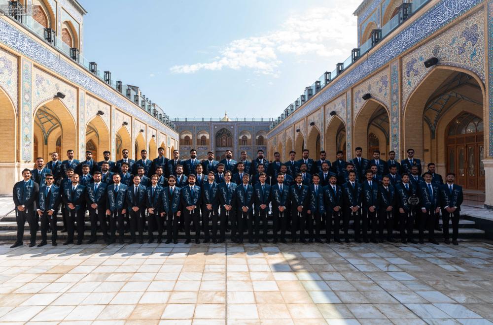 نخبة من خريجي كلية الطب في جامعة الكوفة  في ضيافة العتبة العلويّة المقدّسة 