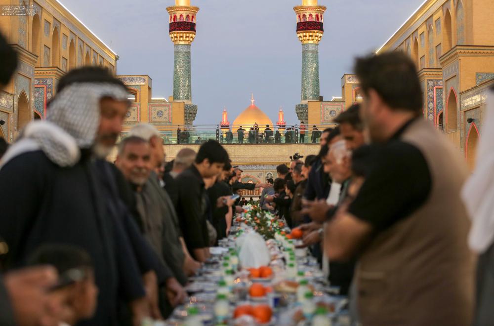 100 ألف وجبة إفطار ومآدب كُبرى في صحن السيدة فاطمة (ع) .. العتبة العلوية المقدسة تستقبل ملايين الزائرين بذكرى شهادة أمير المؤمنين(ع)