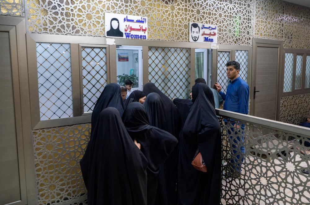 مركز إرشاد التائهين في العتبة العلويّة المقدّسة يقدّم خدمات استثنائية خلال عيد الفطر المبارك.