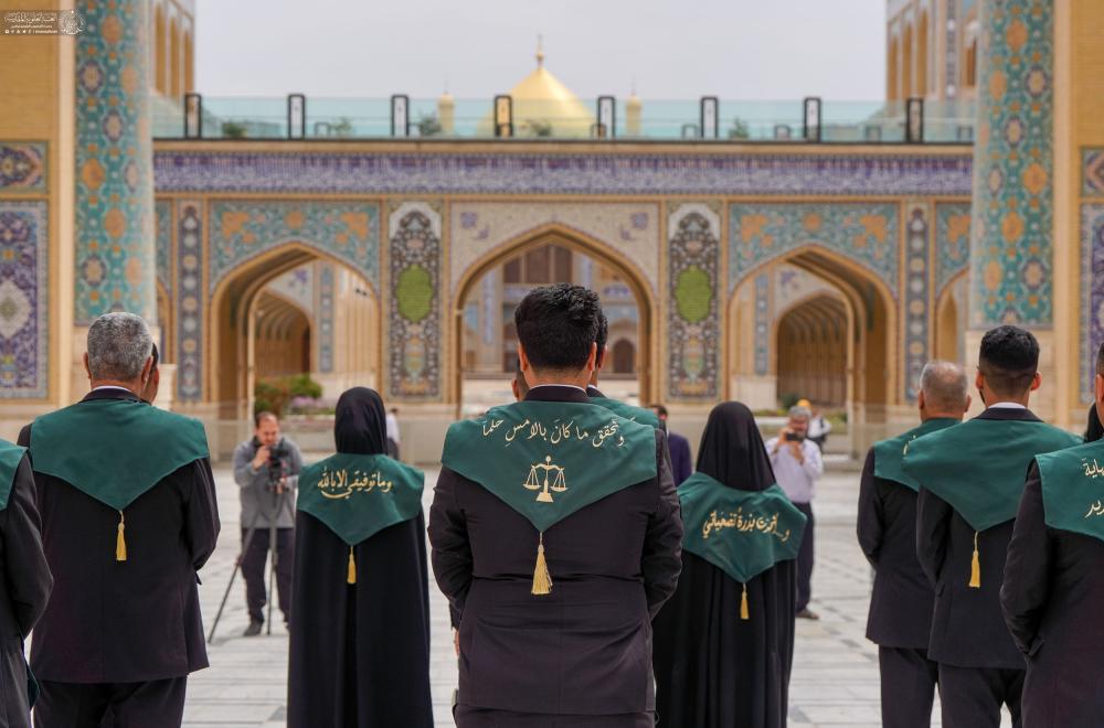 العتبة العلويّة المقدّسة تحتضن حفل تخرّج طلبة كلية القانون في جامعة الكوفة