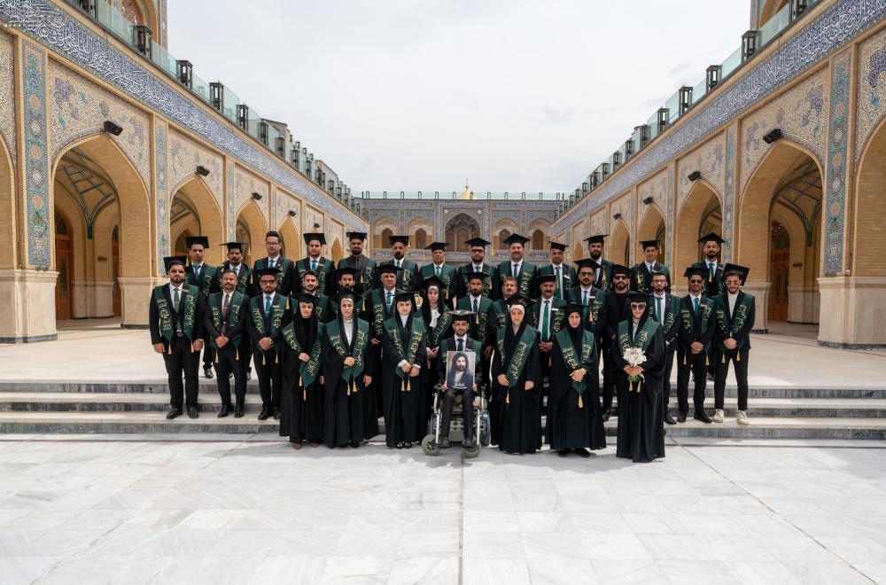 العتبة العلويّة المقدّسة تحتضن حفل تخرّج طلبة كلية القانون في جامعة الكوفة