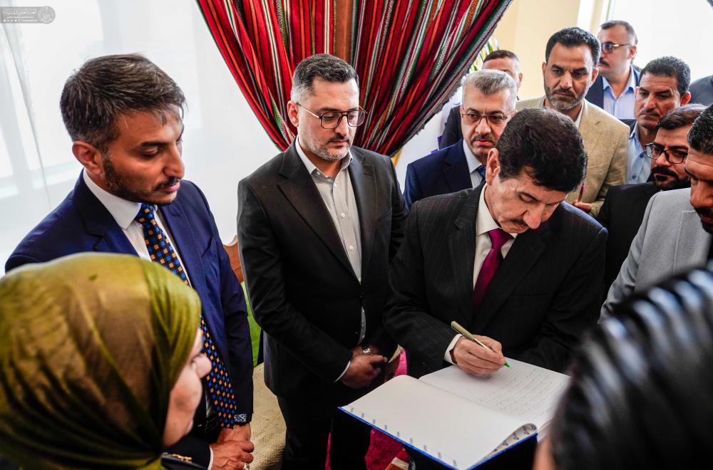لتعزيز الوعي البيئي .. العتبة العلويّة المقدّسة تشارك في مهرجان الزهور في النجف الأشرف