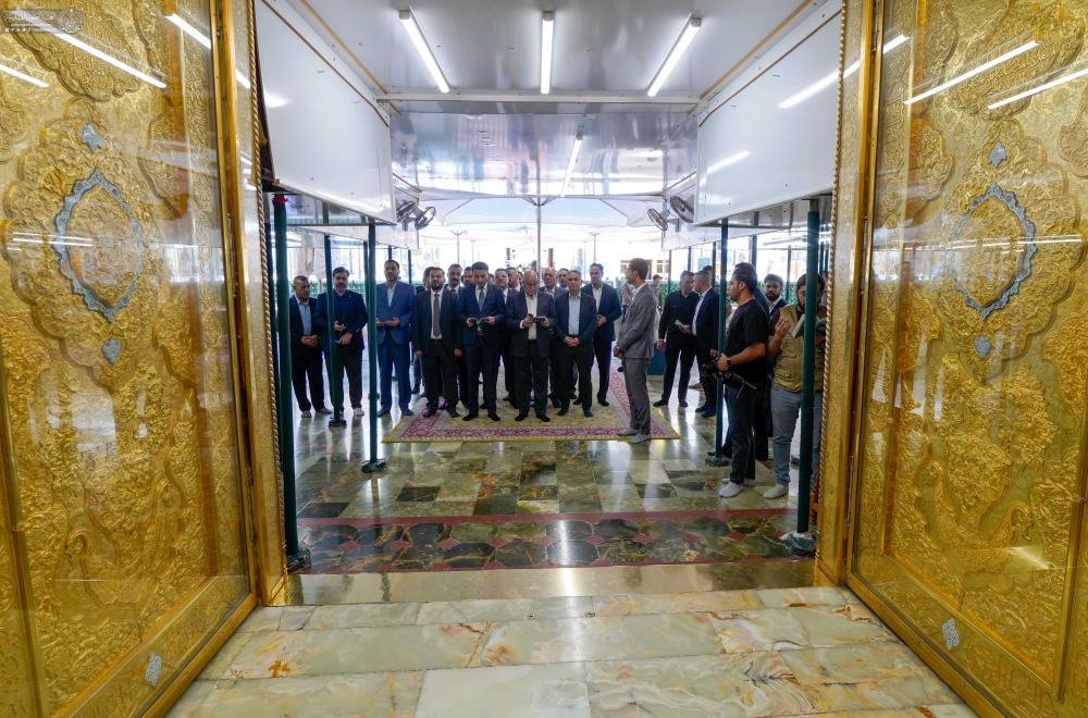 الإشادة بالخدمات الطبية المُقدَّمة للزائرين .. الأمين العام للعتبة العلوية المقدسة يستقبل وزير الصحة 