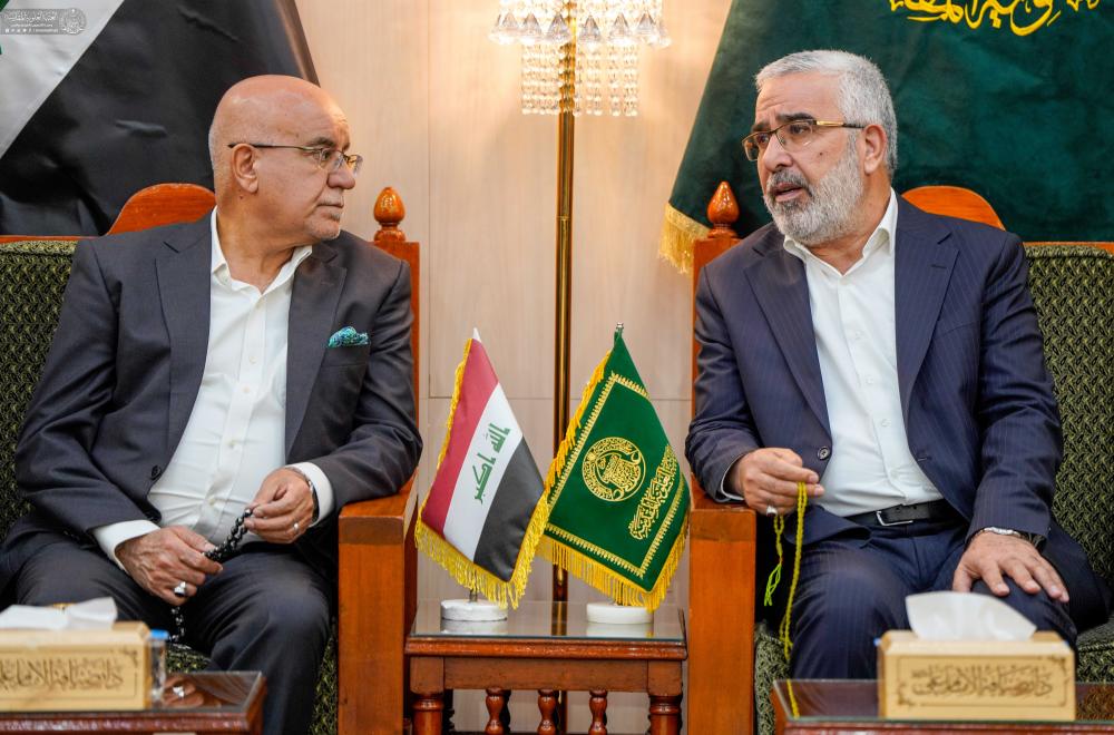 الإشادة بالخدمات الطبية المُقدَّمة للزائرين .. الأمين العام للعتبة العلوية المقدسة يستقبل وزير الصحة 