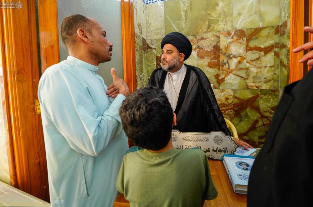 محطات استفتاء ومجالس قرآنية .. قسم الشؤون الدينية في العتبة العلويّة المقدّسة يستقبل زائري عيد الغدير الأغرّ ضمن خطة دينية متكاملة