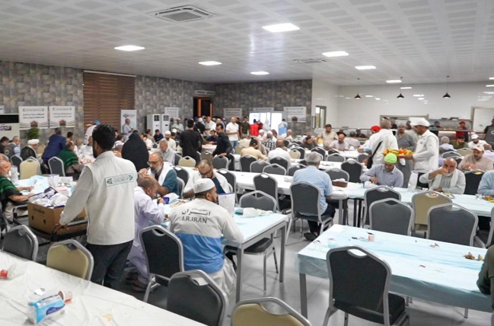 العتبة العلويّة المقدّسة .. توزّع أكثر من 25 ألف وجبة طعام على الحجّاج العائدين عبر منفذ عرعر.