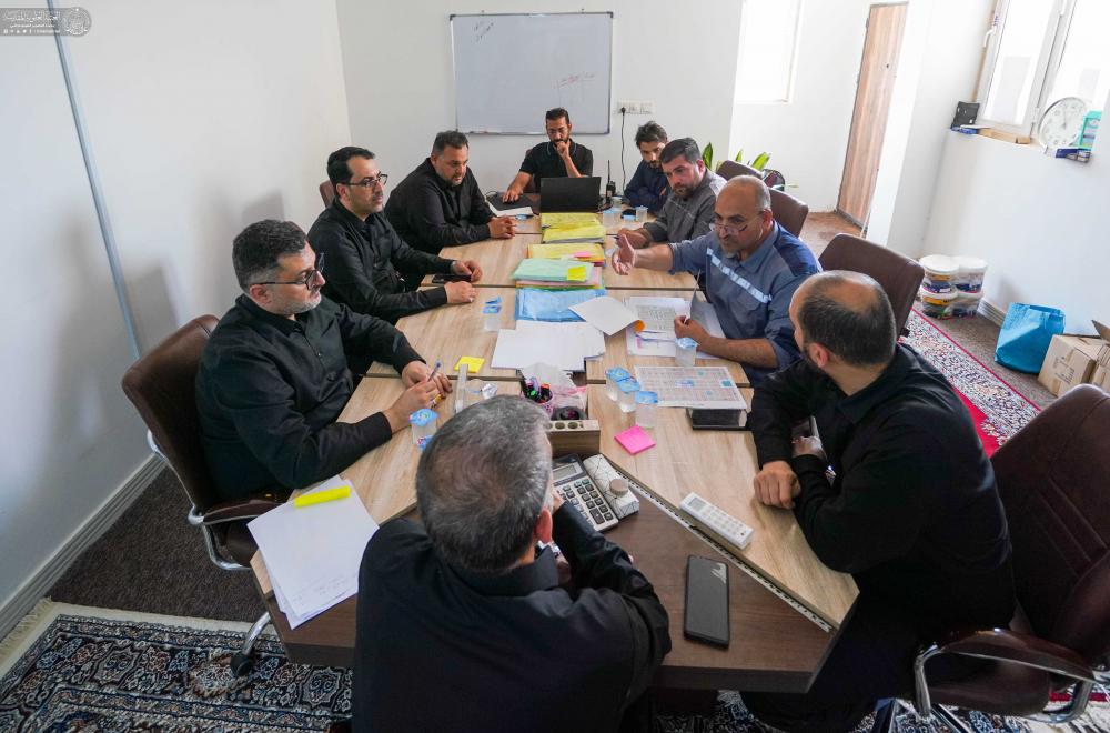 للوقوف على نسب الإنجاز والتحدّيات الفنّية .. وفد الأمانة العامّة يتابع المشاريع الهندسية في مجمّع قنبر السكني الأول والثاني