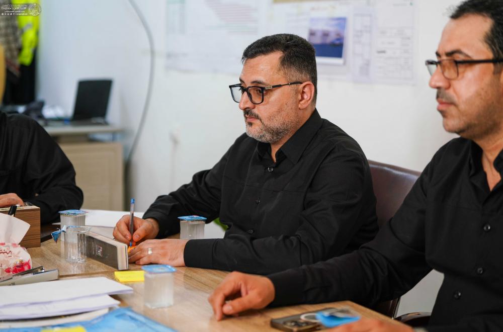 للوقوف على نسب الإنجاز والتحدّيات الفنّية .. وفد الأمانة العامّة يتابع المشاريع الهندسية في مجمّع قنبر السكني الأول والثاني